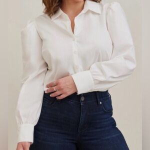 Torrid Dressy Blouse, White, Sz. 1, Darts, Pleats, Roomy
